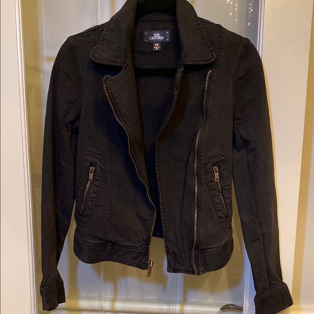 Women's Black Jacket The Castings